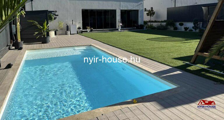 1b5ac2e7-893d-4123-a6eb-4b5e30186b31